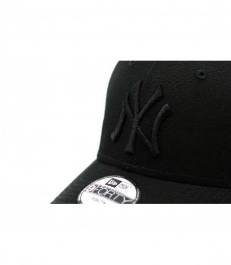 zwarte kind NY cap